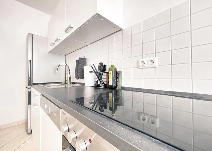 Gemuetliche Fusslaeufig Am Markkleeberger