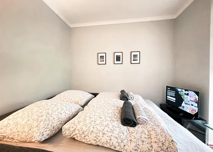 Gemuetliche Fusslaeufig Am Markkleeberger Apartment